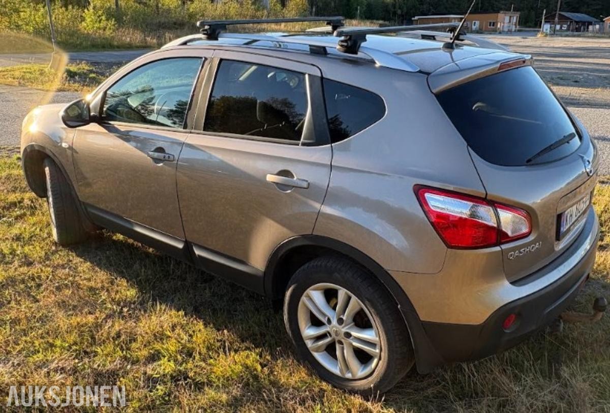 2011 Nissan Qashqai 1.6 131hk Diesel 4x4 Manuell Tekna Hengerfeste Ryggekamera